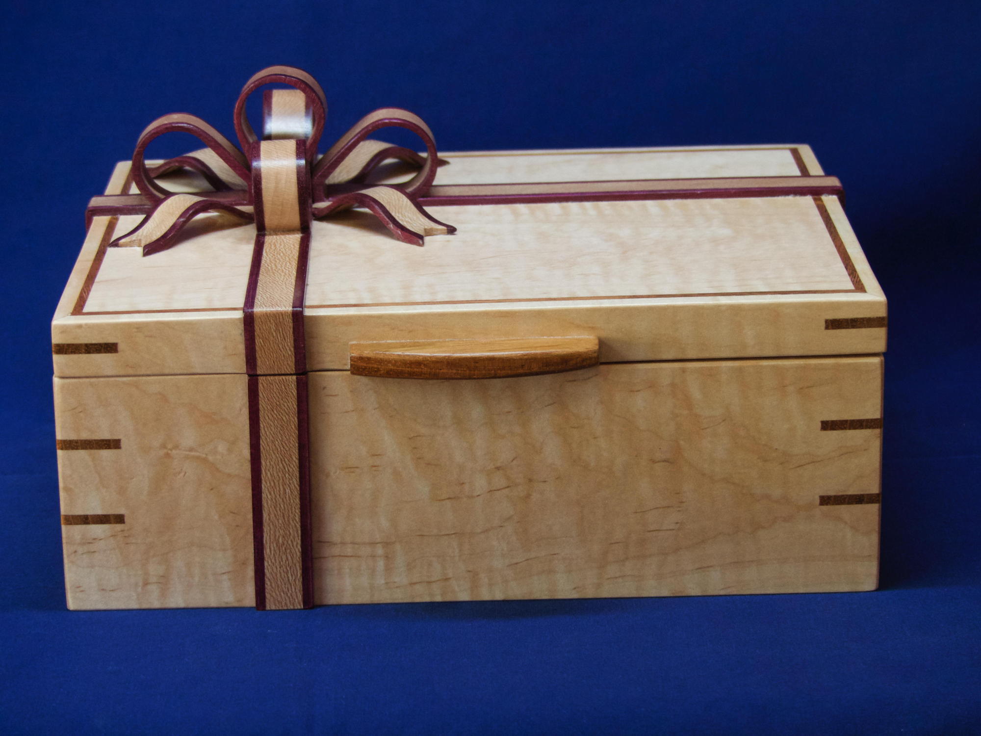 Bow-Topped Jewelry Box, CM