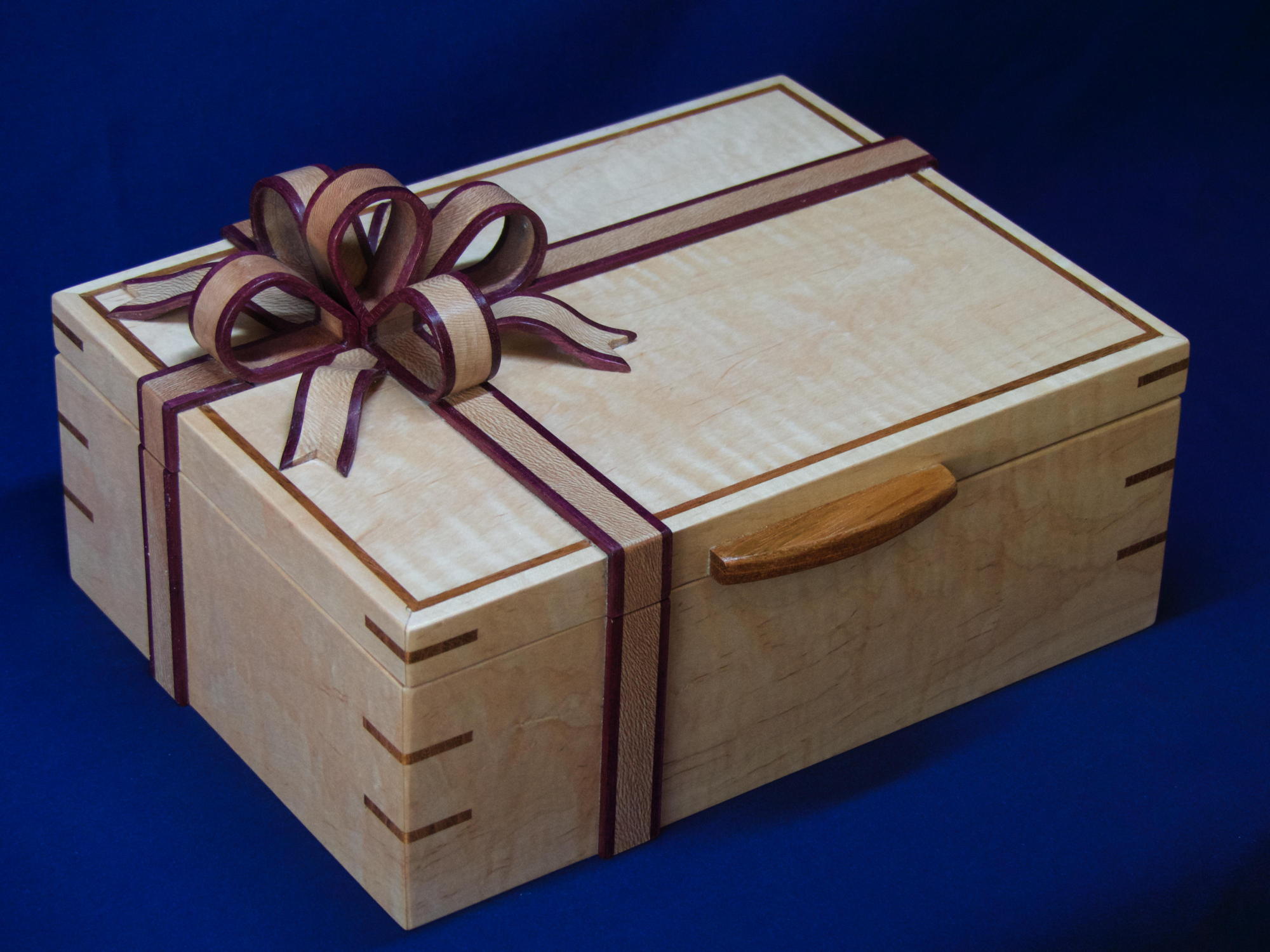 Bow-Topped Jewelry Box, CM