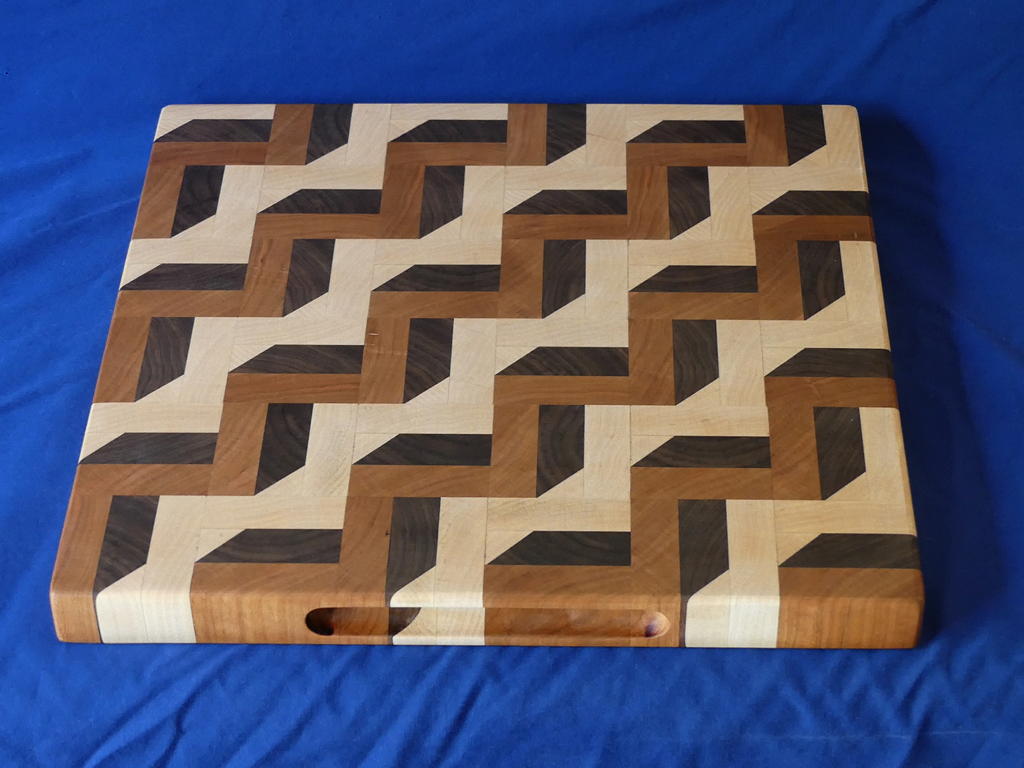 Zig-Zag Illusion Cutting Board