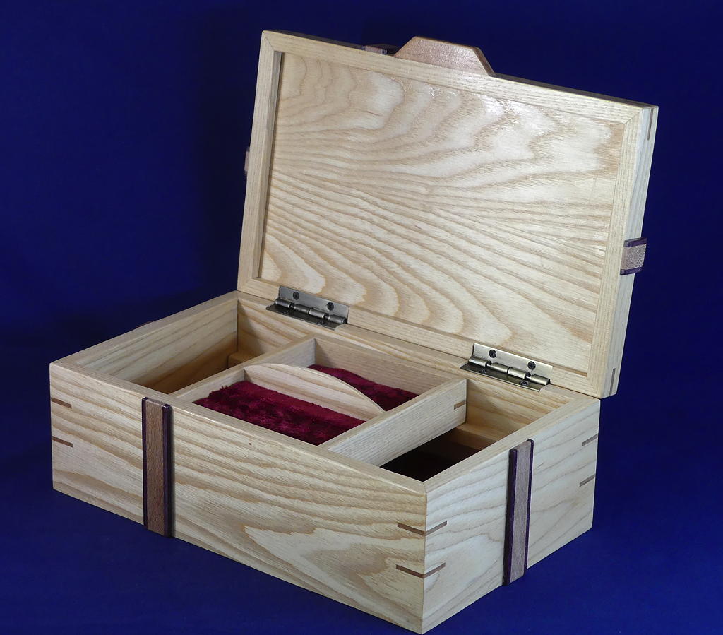 Bow-Topped Jewelry Box 23
