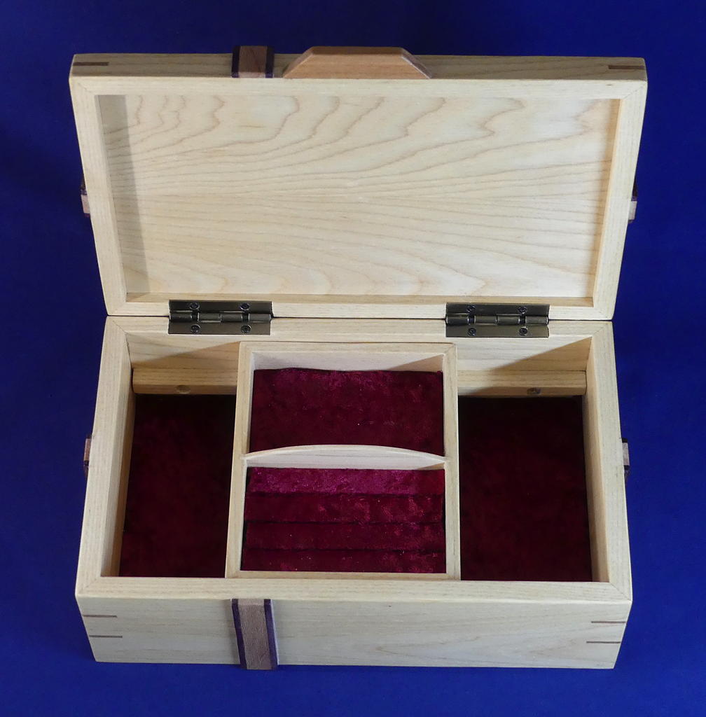 Bow-Topped Jewelry Box 23