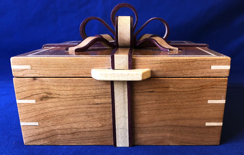 Bow Top Gift Box - Cherry
