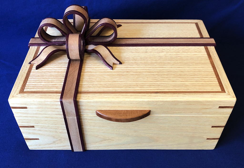 Bow-Topped Jewelry Box