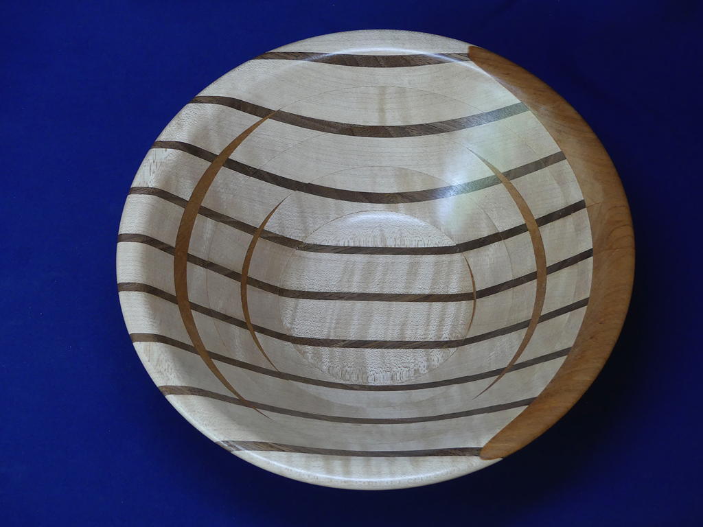 Cross Striped Bowl 23 CM