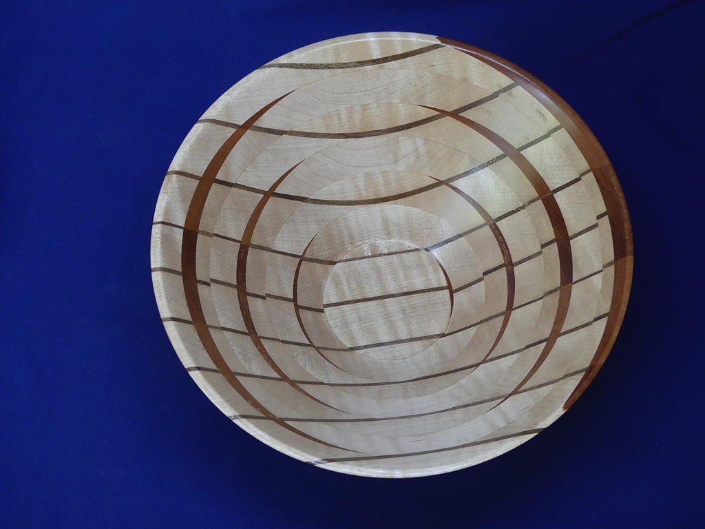 Cross Striped Bowl 24 Footed
