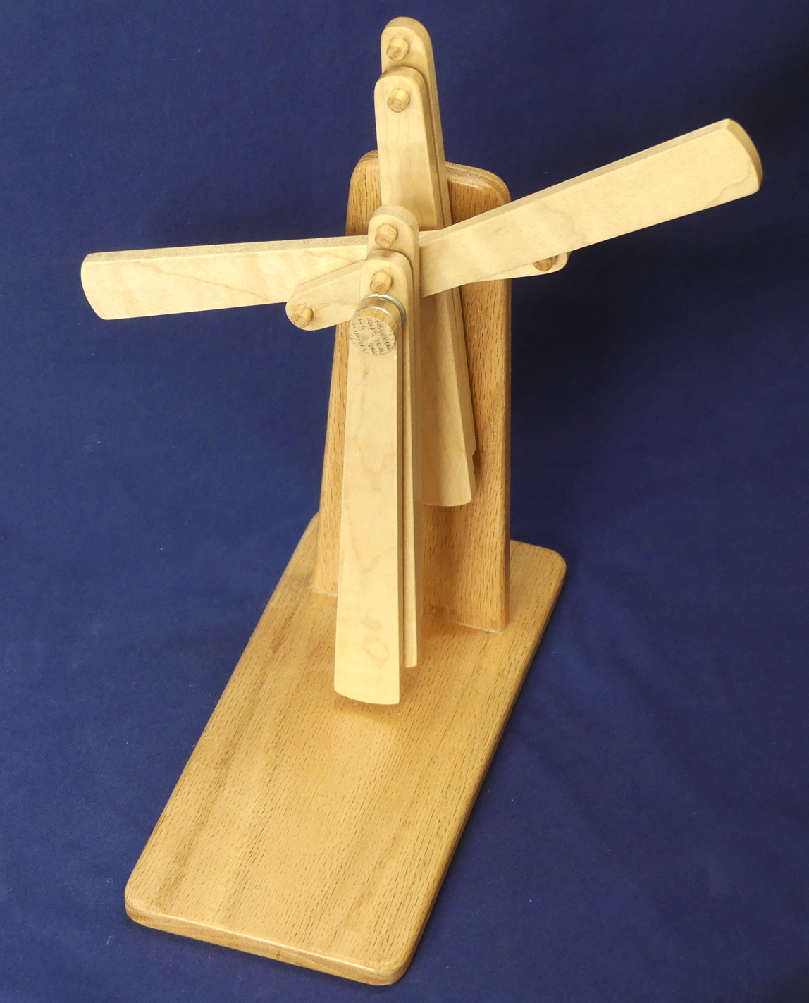 Flip Bar Kinetic Sculpture