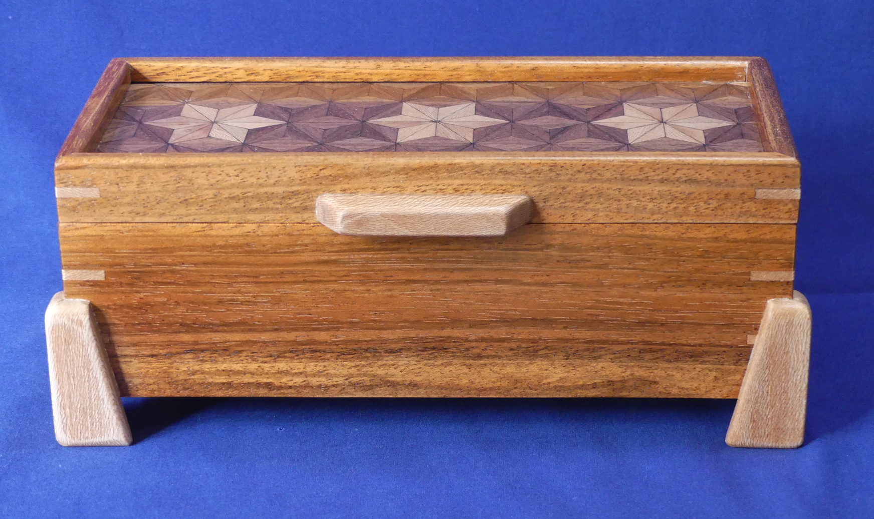 Mosaic Top Box
