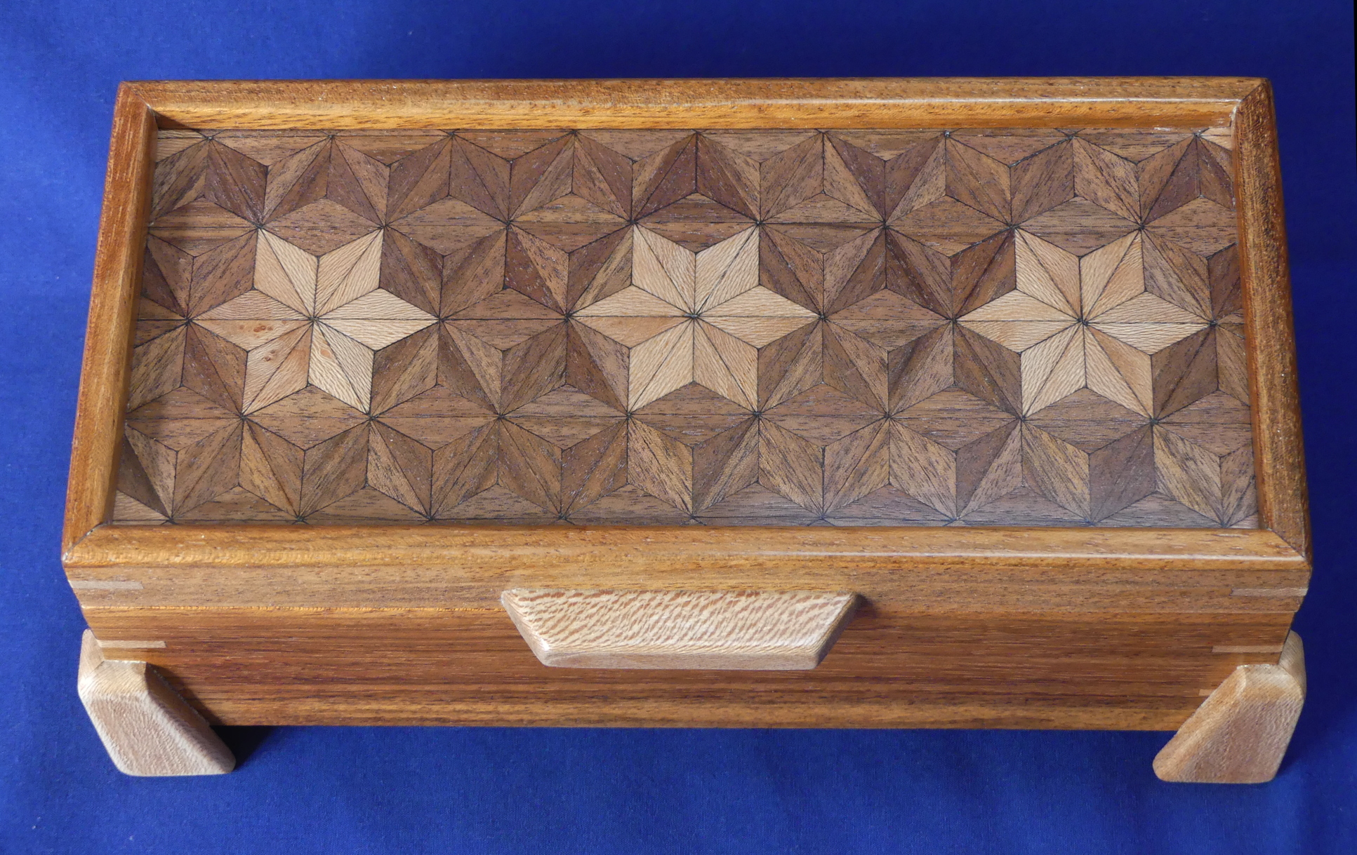 Mosaic Top Box