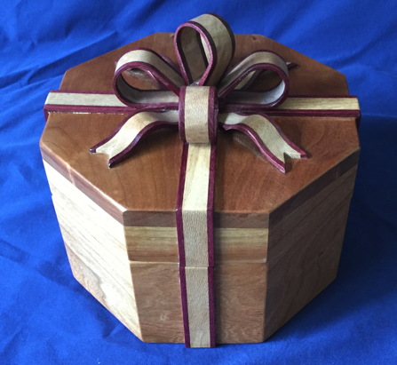 Bow Topped Octagon Keepsake Box v2
