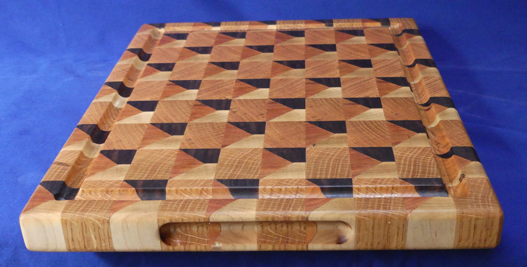 Plateau Illusion Cutting Board