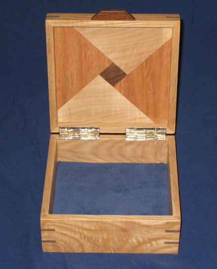 Diamond Top Box