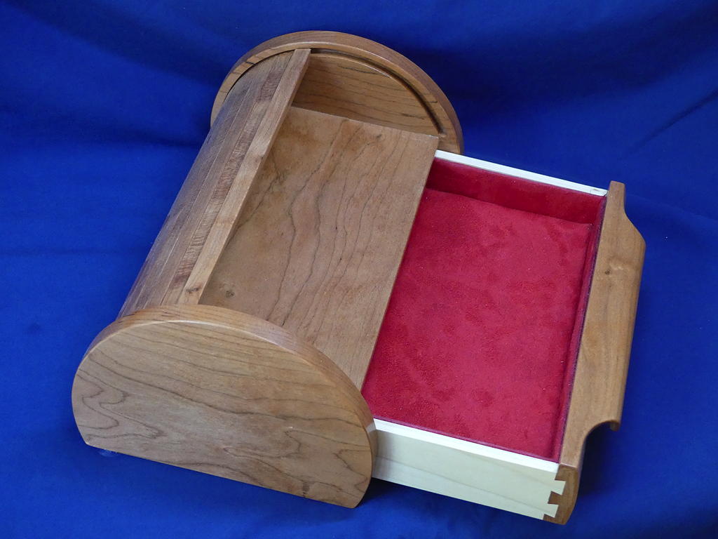 Bow-Topped Jewelry Box, CM