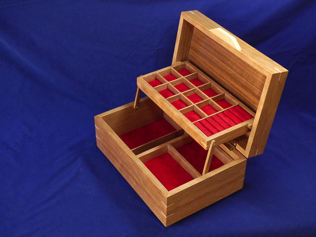 Tumbling Block Jewelry Box with Tray